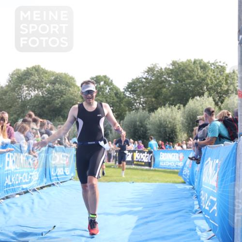 25.08.2024 - Elbe Triathlon Hamburg H.Heesch http://msf.ph/oto/6876140 25.08.2024 11:16:54 Ziel 144, 223, 387, 528, 622, 751 meine-sportfotos.de