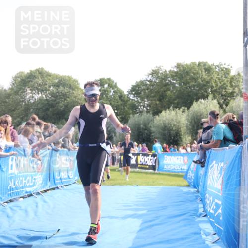 25.08.2024 - Elbe Triathlon Hamburg H.Heesch http://msf.ph/oto/6876143 25.08.2024 11:16:55 Ziel 144, 223, 387, 528, 622, 751 meine-sportfotos.de