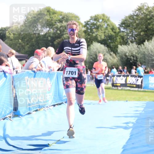 25.08.2024 - Elbe Triathlon Hamburg H.Heesch http://msf.ph/oto/6876150 25.08.2024 12:06:28 Ziel 1682, 1697, 1701 meine-sportfotos.de