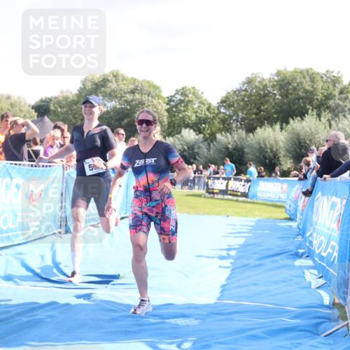 25.08.2024 - Elbe Triathlon Hamburg H.Heesch http://msf.ph/oto/6876178 25.08.2024 11:42:33 Ziel 331, 500, 700, 1495 meine-sportfotos.de