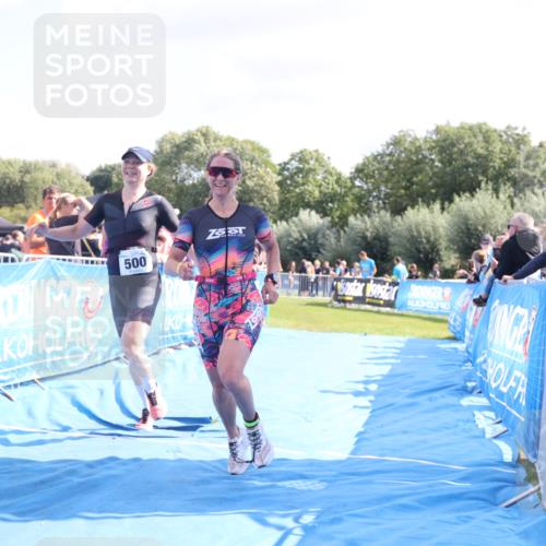 25.08.2024 - Elbe Triathlon Hamburg H.Heesch http://msf.ph/oto/6876184 25.08.2024 11:42:33 Ziel 331, 500, 700, 1495 meine-sportfotos.de