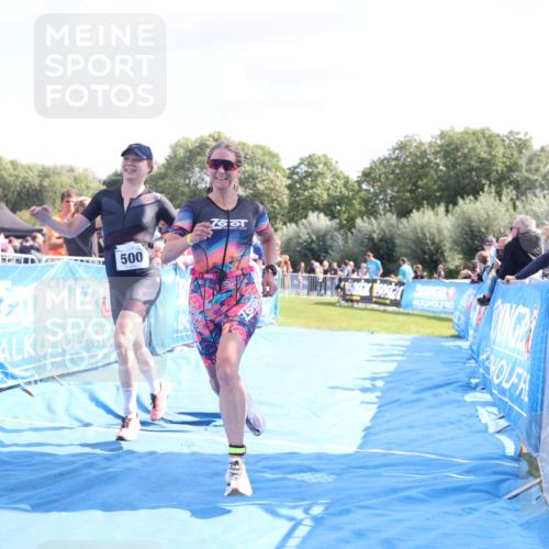 25.08.2024 - Elbe Triathlon Hamburg H.Heesch http://msf.ph/oto/6876187 25.08.2024 11:42:33 Ziel 331, 500, 700, 1495 meine-sportfotos.de