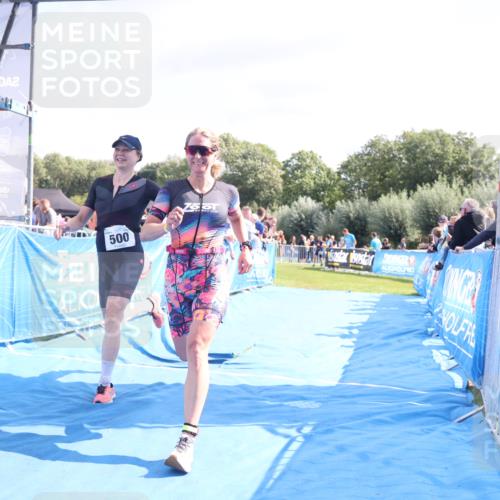 25.08.2024 - Elbe Triathlon Hamburg H.Heesch http://msf.ph/oto/6876193 25.08.2024 11:42:33 Ziel 331, 500, 700, 1495 meine-sportfotos.de