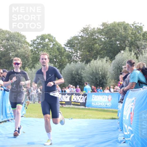 25.08.2024 - Elbe Triathlon Hamburg H.Heesch http://msf.ph/oto/6876195 25.08.2024 11:16:58 Ziel 144, 223, 528 meine-sportfotos.de