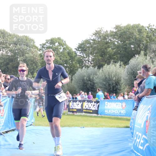25.08.2024 - Elbe Triathlon Hamburg H.Heesch http://msf.ph/oto/6876204 25.08.2024 11:16:58 Ziel 144, 223, 528 meine-sportfotos.de
