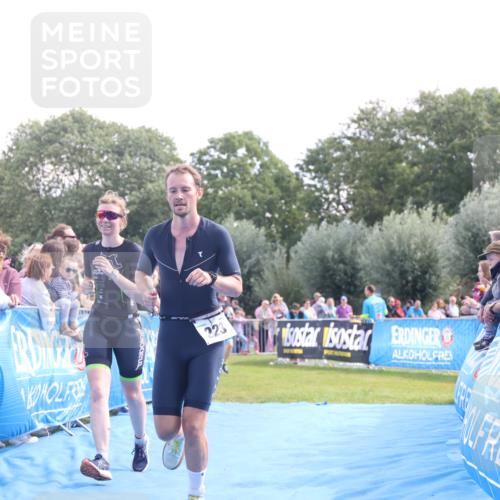 25.08.2024 - Elbe Triathlon Hamburg H.Heesch http://msf.ph/oto/6876217 25.08.2024 11:16:58 Ziel 144, 223, 528 meine-sportfotos.de