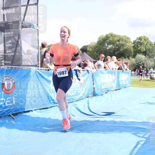 25.08.2024 - Elbe Triathlon Hamburg H.Heesch http://msf.ph/oto/6876236 25.08.2024 12:06:30 Ziel 1431, 1682, 1697, 1701 meine-sportfotos.de