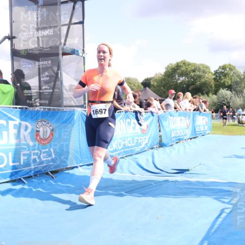 25.08.2024 - Elbe Triathlon Hamburg H.Heesch http://msf.ph/oto/6876242 25.08.2024 12:06:30 Ziel 1431, 1682, 1697, 1701 meine-sportfotos.de