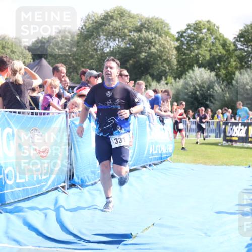 25.08.2024 - Elbe Triathlon Hamburg H.Heesch http://msf.ph/oto/6876243 25.08.2024 11:42:39 Ziel 331, 500, 768, 1495 meine-sportfotos.de