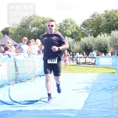 25.08.2024 - Elbe Triathlon Hamburg H.Heesch http://msf.ph/oto/6876253 25.08.2024 12:06:37 Ziel 1431, 1684, 1697 meine-sportfotos.de