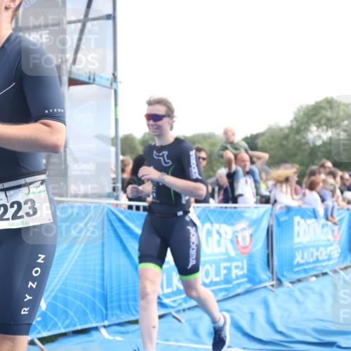 25.08.2024 - Elbe Triathlon Hamburg H.Heesch http://msf.ph/oto/6876254 25.08.2024 11:17:00 Ziel 144, 223, 528 meine-sportfotos.de