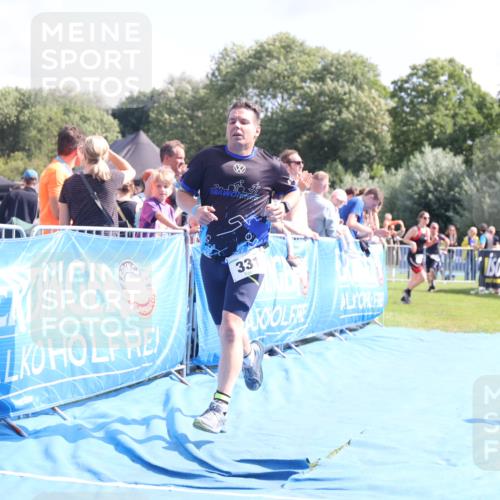 25.08.2024 - Elbe Triathlon Hamburg H.Heesch http://msf.ph/oto/6876255 25.08.2024 11:42:39 Ziel 331, 500, 768, 1495 meine-sportfotos.de