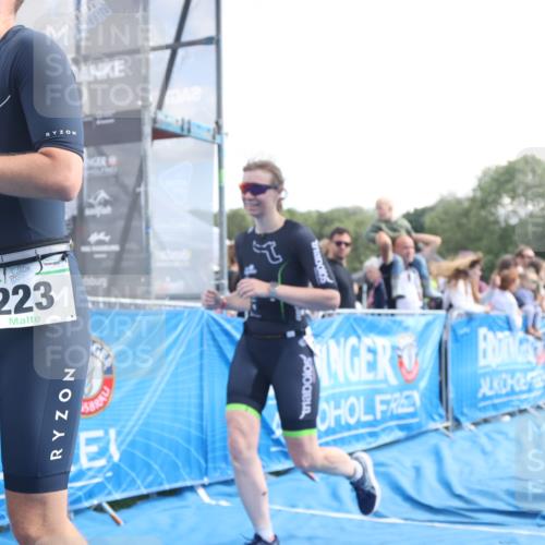 25.08.2024 - Elbe Triathlon Hamburg H.Heesch http://msf.ph/oto/6876257 25.08.2024 11:17:00 Ziel 144, 223, 528 meine-sportfotos.de
