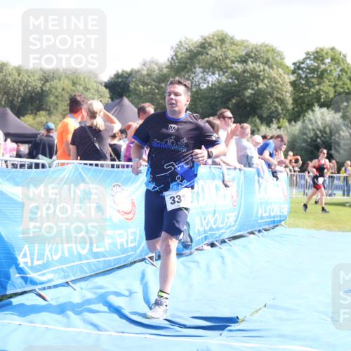 25.08.2024 - Elbe Triathlon Hamburg H.Heesch http://msf.ph/oto/6876261 25.08.2024 11:42:39 Ziel 331, 500, 768, 1495 meine-sportfotos.de