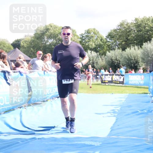 25.08.2024 - Elbe Triathlon Hamburg H.Heesch http://msf.ph/oto/6876263 25.08.2024 12:06:38 Ziel 1431, 1684 meine-sportfotos.de