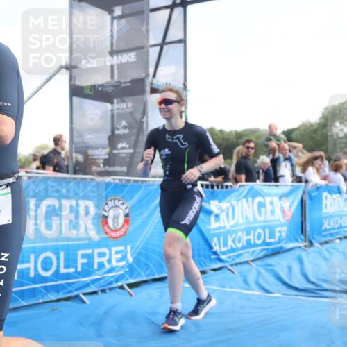25.08.2024 - Elbe Triathlon Hamburg H.Heesch http://msf.ph/oto/6876268 25.08.2024 11:17:00 Ziel 144, 223, 528 meine-sportfotos.de