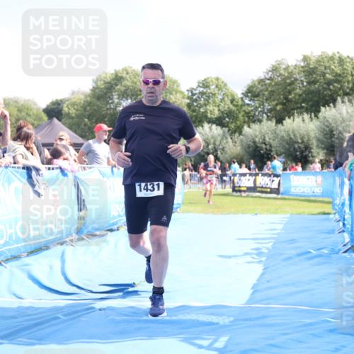 25.08.2024 - Elbe Triathlon Hamburg H.Heesch http://msf.ph/oto/6876273 25.08.2024 12:06:38 Ziel 1431, 1684 meine-sportfotos.de