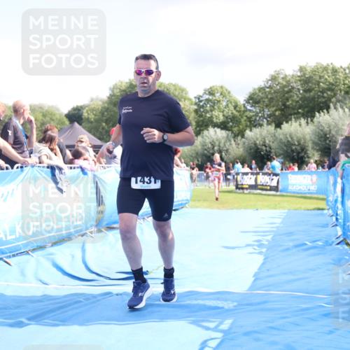 25.08.2024 - Elbe Triathlon Hamburg H.Heesch http://msf.ph/oto/6876282 25.08.2024 12:06:38 Ziel 1431, 1684 meine-sportfotos.de