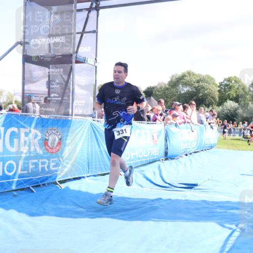 25.08.2024 - Elbe Triathlon Hamburg H.Heesch http://msf.ph/oto/6876288 25.08.2024 11:42:39 Ziel 331, 500, 768, 1495 meine-sportfotos.de