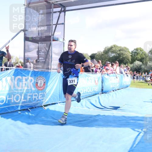 25.08.2024 - Elbe Triathlon Hamburg H.Heesch http://msf.ph/oto/6876291 25.08.2024 11:42:39 Ziel 331, 500, 768, 1495 meine-sportfotos.de