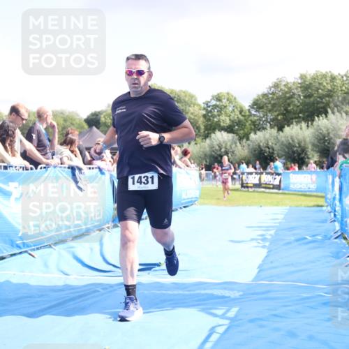 25.08.2024 - Elbe Triathlon Hamburg H.Heesch http://msf.ph/oto/6876293 25.08.2024 12:06:38 Ziel 1431, 1684 meine-sportfotos.de
