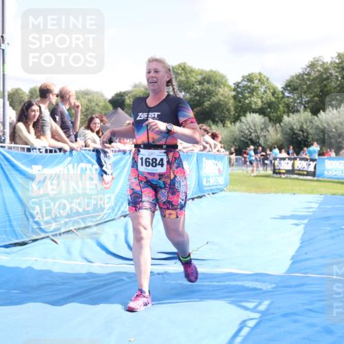25.08.2024 - Elbe Triathlon Hamburg H.Heesch http://msf.ph/oto/6876390 25.08.2024 12:06:43 Ziel 1431, 1684 meine-sportfotos.de
