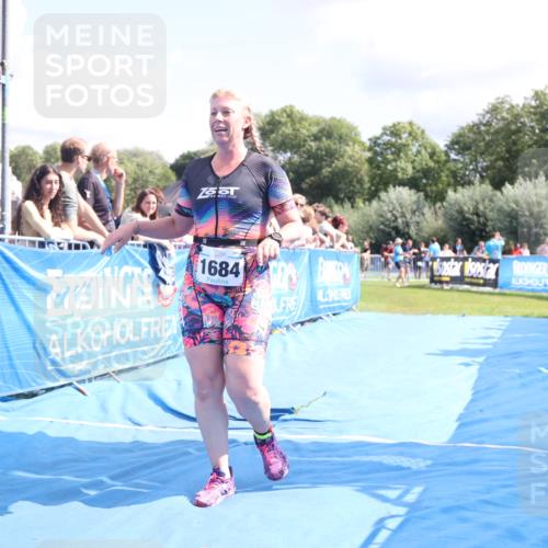 25.08.2024 - Elbe Triathlon Hamburg H.Heesch http://msf.ph/oto/6876395 25.08.2024 12:06:43 Ziel 1431, 1684 meine-sportfotos.de