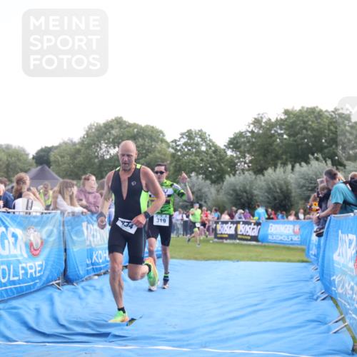 25.08.2024 - Elbe Triathlon Hamburg H.Heesch http://msf.ph/oto/6876433 25.08.2024 11:17:34 Ziel 319, 434 meine-sportfotos.de