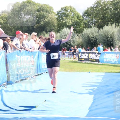 25.08.2024 - Elbe Triathlon Hamburg H.Heesch http://msf.ph/oto/6876453 25.08.2024 12:07:15 Ziel 1640, 1677 meine-sportfotos.de