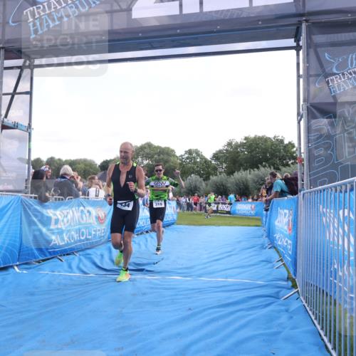 25.08.2024 - Elbe Triathlon Hamburg H.Heesch http://msf.ph/oto/6876457 25.08.2024 11:17:35 Ziel 319, 434 meine-sportfotos.de