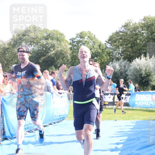 25.08.2024 - Elbe Triathlon Hamburg H.Heesch http://msf.ph/oto/6876475 25.08.2024 11:43:15 Ziel 397, 568, 608, 714, 1418 meine-sportfotos.de