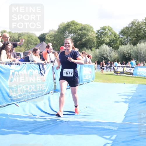 25.08.2024 - Elbe Triathlon Hamburg H.Heesch http://msf.ph/oto/6876482 25.08.2024 12:07:15 Ziel 1640, 1677 meine-sportfotos.de