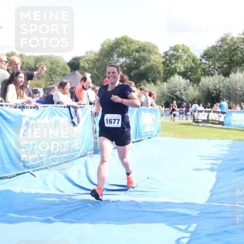 25.08.2024 - Elbe Triathlon Hamburg H.Heesch http://msf.ph/oto/6876485 25.08.2024 12:07:16 Ziel 1640, 1677 meine-sportfotos.de