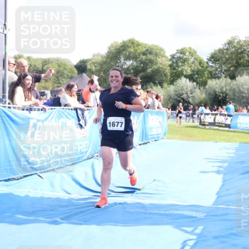 25.08.2024 - Elbe Triathlon Hamburg H.Heesch http://msf.ph/oto/6876489 25.08.2024 12:07:16 Ziel 1640, 1677 meine-sportfotos.de
