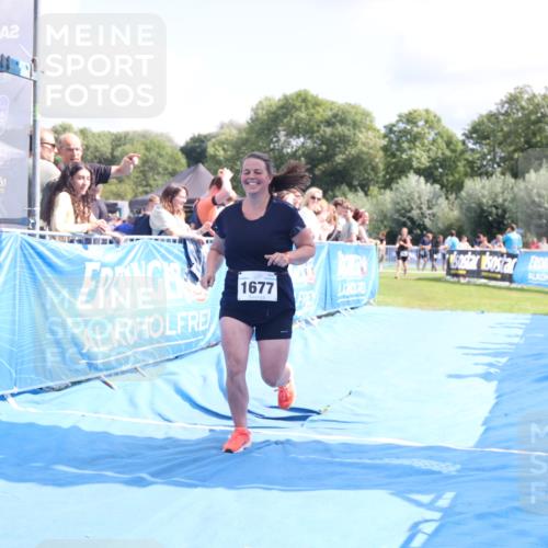 25.08.2024 - Elbe Triathlon Hamburg H.Heesch http://msf.ph/oto/6876492 25.08.2024 12:07:16 Ziel 1640, 1677 meine-sportfotos.de