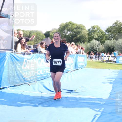 25.08.2024 - Elbe Triathlon Hamburg H.Heesch http://msf.ph/oto/6876498 25.08.2024 12:07:16 Ziel 1640, 1677 meine-sportfotos.de