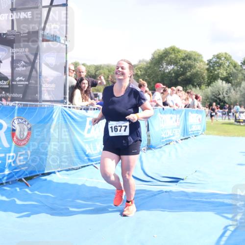 25.08.2024 - Elbe Triathlon Hamburg H.Heesch http://msf.ph/oto/6876504 25.08.2024 12:07:16 Ziel 1640, 1677 meine-sportfotos.de