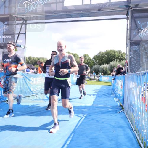 25.08.2024 - Elbe Triathlon Hamburg H.Heesch http://msf.ph/oto/6876538 25.08.2024 11:43:16 Ziel 397, 568, 608, 714, 1418 meine-sportfotos.de