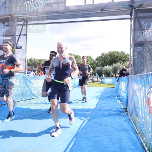 25.08.2024 - Elbe Triathlon Hamburg H.Heesch http://msf.ph/oto/6876541 25.08.2024 11:43:17 Ziel 397, 568, 608, 714, 1418 meine-sportfotos.de