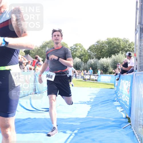 25.08.2024 - Elbe Triathlon Hamburg H.Heesch http://msf.ph/oto/6876552 25.08.2024 11:43:17 Ziel 397, 568, 608, 714, 1418 meine-sportfotos.de