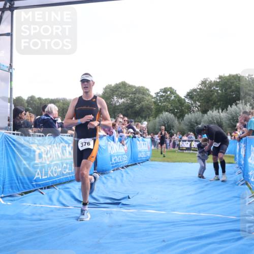 25.08.2024 - Elbe Triathlon Hamburg H.Heesch http://msf.ph/oto/6876553 25.08.2024 11:17:48 Ziel 124, 221, 333, 376 meine-sportfotos.de