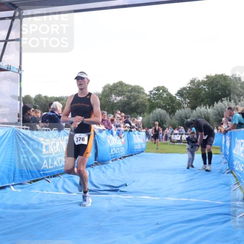 25.08.2024 - Elbe Triathlon Hamburg H.Heesch http://msf.ph/oto/6876559 25.08.2024 11:17:48 Ziel 124, 221, 333, 376 meine-sportfotos.de