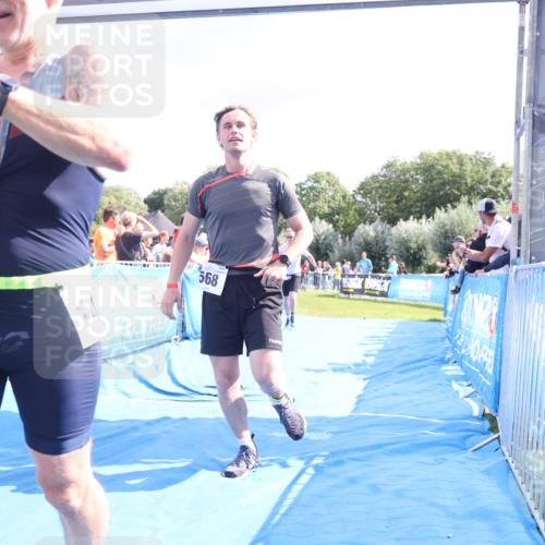 25.08.2024 - Elbe Triathlon Hamburg H.Heesch http://msf.ph/oto/6876563 25.08.2024 11:43:17 Ziel 397, 568, 608, 714, 1418 meine-sportfotos.de
