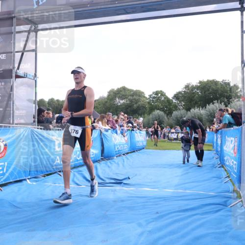 25.08.2024 - Elbe Triathlon Hamburg H.Heesch http://msf.ph/oto/6876566 25.08.2024 11:17:48 Ziel 124, 221, 333, 376 meine-sportfotos.de