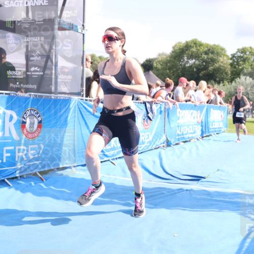 25.08.2024 - Elbe Triathlon Hamburg H.Heesch http://msf.ph/oto/6876567 25.08.2024 12:07:22 Ziel 1567, 1601, 1640, 1677 meine-sportfotos.de