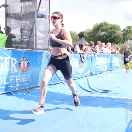 25.08.2024 - Elbe Triathlon Hamburg H.Heesch http://msf.ph/oto/6876570 25.08.2024 12:07:22 Ziel 1567, 1601, 1640, 1677 meine-sportfotos.de