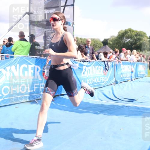 25.08.2024 - Elbe Triathlon Hamburg H.Heesch http://msf.ph/oto/6876578 25.08.2024 12:07:22 Ziel 1567, 1601, 1640, 1677 meine-sportfotos.de