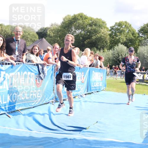 25.08.2024 - Elbe Triathlon Hamburg H.Heesch http://msf.ph/oto/6876587 25.08.2024 12:07:24 Ziel 1567, 1601, 1640 meine-sportfotos.de