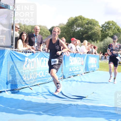 25.08.2024 - Elbe Triathlon Hamburg H.Heesch http://msf.ph/oto/6876607 25.08.2024 12:07:24 Ziel 1567, 1601, 1640 meine-sportfotos.de
