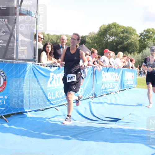 25.08.2024 - Elbe Triathlon Hamburg H.Heesch http://msf.ph/oto/6876621 25.08.2024 12:07:25 Ziel 1567, 1601, 1640 meine-sportfotos.de